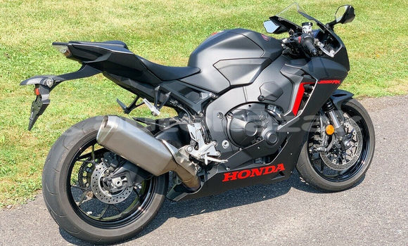 Buy Used Honda CBR Black Bike in Almaty in Almati Buy Used Honda CBR Black Bike in Almaty in Almati