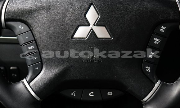 Buy New Mitsubishi Pajero Black Car in Import - Dubai in Akmecet Buy New Mitsubishi Pajero Black Car in Import - Dubai in Akmecet