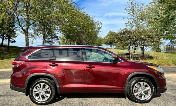 Buy Used Toyota Highlander Red Car in Almaty in Almati Buy Used Toyota Highlander Red Car in Almaty in Almati