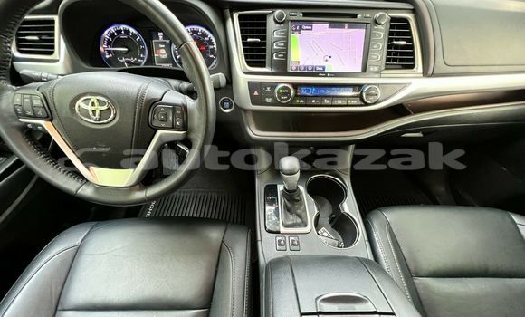 Buy Used Toyota Highlander Red Car in Almaty in Almati Buy Used Toyota Highlander Red Car in Almaty in Almati