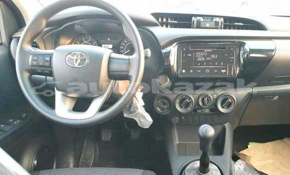 Buy New Toyota HiAce Silver Truck in Akmecet in Akmecet Buy New Toyota HiAce Silver Truck in Akmecet in Akmecet