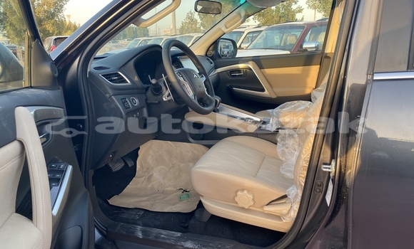 Buy New Mitsubishi Montero Sport White Car in Import - Dubai in Akmecet Buy New Mitsubishi Montero Sport White Car in Import - Dubai in Akmecet