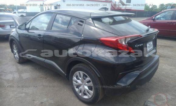Buy Used Toyota C-HR Black Car in Astana in Akmola