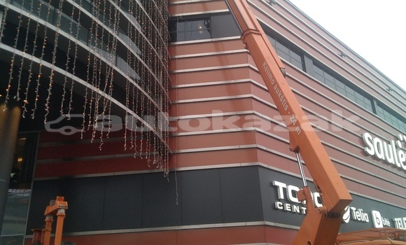 Buy Used Mercedes‒Benz 814 Red Truck in Aktas in Karagandi Buy Used Mercedes‒Benz 814 Red Truck in Aktas in Karagandi