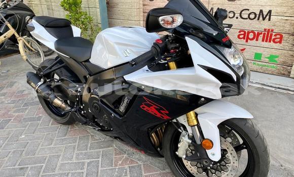 Buy Used Aermacchi Ala Verde White Bike in Akmecet in Akmecet