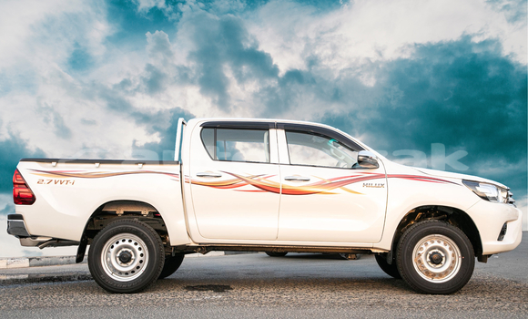 Buy New Toyota Hilux White Car in Import - Dubai in Akmecet Buy New Toyota Hilux White Car in Import - Dubai in Akmecet