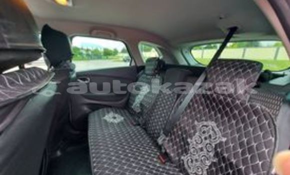 Buy Used Renault Captur White Car in Almaty in Almati Buy Used Renault Captur White Car in Almaty in Almati