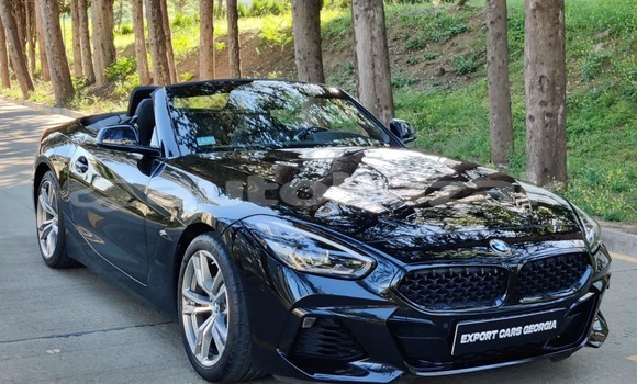 Buy Import BMW Z4 Black Car in Import - Dubai in Akmecet