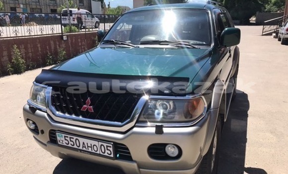 Buy Used Mitsubishi Pajero Green Car in Almaty in Almati Buy Used Mitsubishi Pajero Green Car in Almaty in Almati
