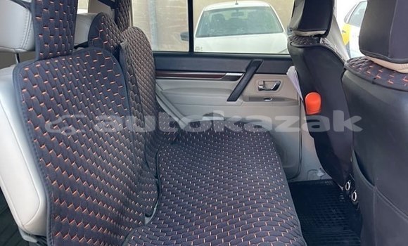 Buy Used Mitsubishi Pajero Black Car in Aktobe in Aktobe Buy Used Mitsubishi Pajero Black Car in Aktobe in Aktobe