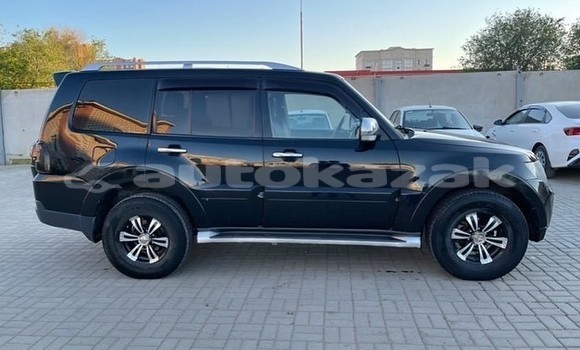 Buy Used Mitsubishi Pajero Black Car in Aktobe in Aktobe Buy Used Mitsubishi Pajero Black Car in Aktobe in Aktobe