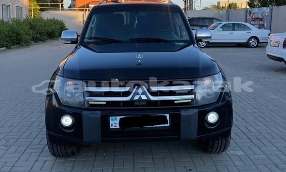 Buy Used Mitsubishi Pajero Black Car in Aktobe in Aktobe Buy Used Mitsubishi Pajero Black Car in Aktobe in Aktobe