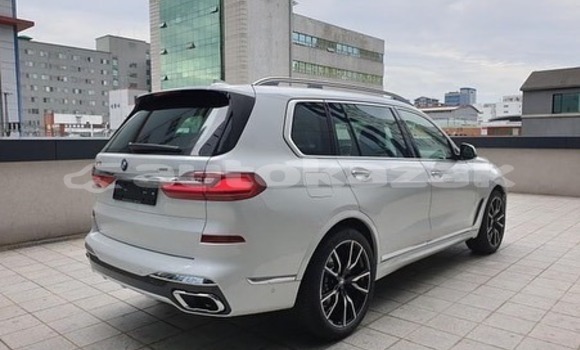 Buy Used BMW X7 White Car in Almaty in Almati Buy Used BMW X7 White Car in Almaty in Almati