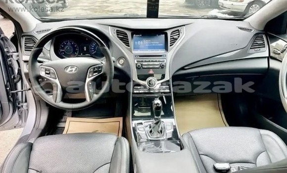 Buy Used Hyundai Grandeur Silver Car in Almaty in Almati Buy Used Hyundai Grandeur Silver Car in Almaty in Almati