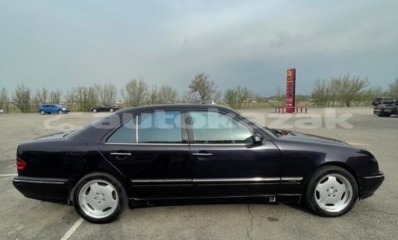 Buy Used Mercedes-Benz E–Class Black Car in Almati in Almati Buy Used Mercedes-Benz E–Class Black Car in Almati in Almati