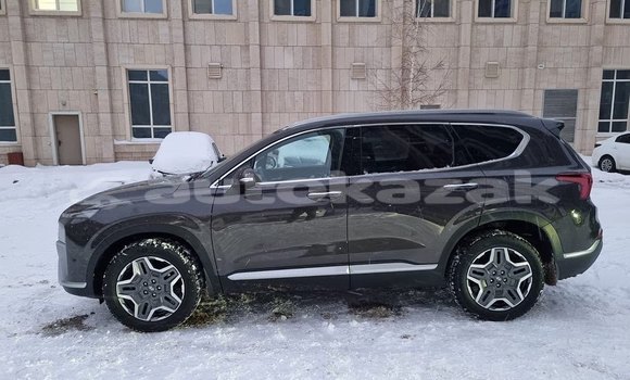 Buy Used Hyundai Santa Fe Black Car in Astana in Akmola Buy Used Hyundai Santa Fe Black Car in Astana in Akmola