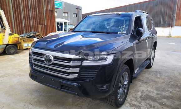 Buy New Toyota Land Cruiser Black Car in Almaty in Almati Buy New Toyota Land Cruiser Black Car in Almaty in Almati