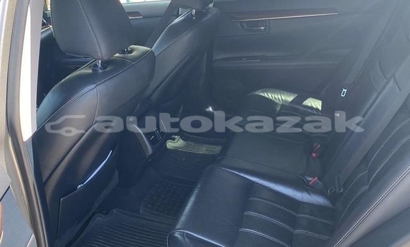 Buy Used Lexus ES Silver Car in Almaty in Almati Buy Used Lexus ES Silver Car in Almaty in Almati