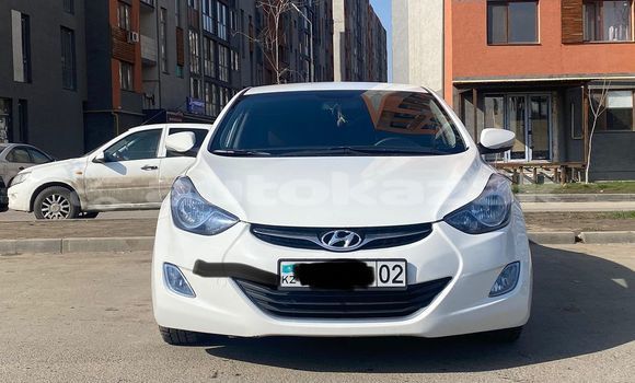 Buy Used Hyundai Avante White Car in Almaty in Almati Buy Used Hyundai Avante White Car in Almaty in Almati