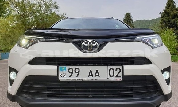 Buy Used Toyota RAV4 White Car in Almaty in Almati Buy Used Toyota RAV4 White Car in Almaty in Almati