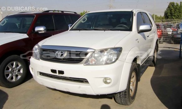 Buy Import Toyota Fortuner White Car in Import - Dubai in Akmecet Buy Import Toyota Fortuner White Car in Import - Dubai in Akmecet