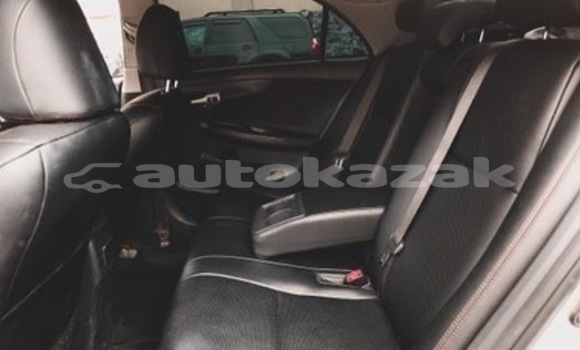 Buy Used Toyota Corolla Silver Car in Almati in Almati Buy Used Toyota Corolla Silver Car in Almati in Almati