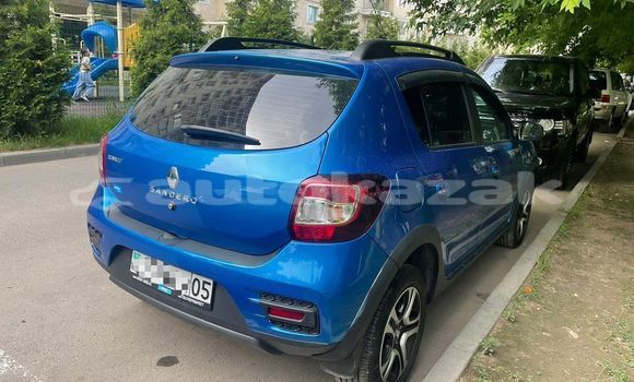 Buy Used Renault Sandero Blue Car in Almaty in Almati Buy Used Renault Sandero Blue Car in Almaty in Almati