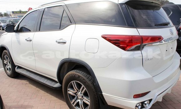 Buy Import Toyota Fortuner White Car in Import - Dubai in Akmecet Buy Import Toyota Fortuner White Car in Import - Dubai in Akmecet