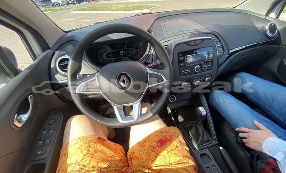 Buy Used Renault Kaptur White Car in Almaty in Almati Buy Used Renault Kaptur White Car in Almaty in Almati