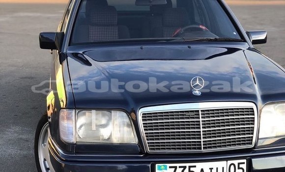 Buy Used Mercedes-Benz E-Classe Black Car in Almaty in Almati Buy Used Mercedes-Benz E-Classe Black Car in Almaty in Almati