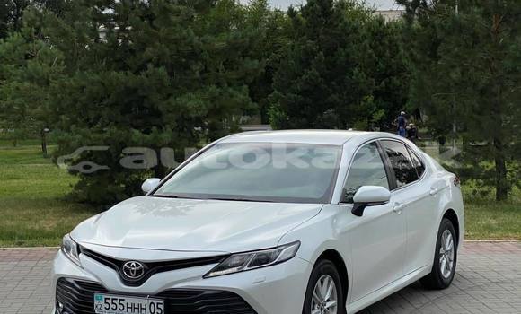 Buy Used Toyota Camry White Car in Taldikorgan in Almati Buy Used Toyota Camry White Car in Taldikorgan in Almati