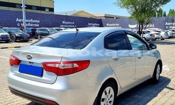 Buy Used Kia Rio Silver Car in Almaty in Almati Buy Used Kia Rio Silver Car in Almaty in Almati