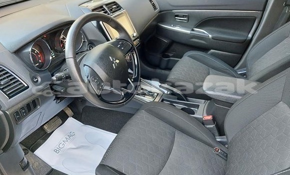 Buy Used Mitsubishi Outlander Silver Car in Almaty in Almati Buy Used Mitsubishi Outlander Silver Car in Almaty in Almati