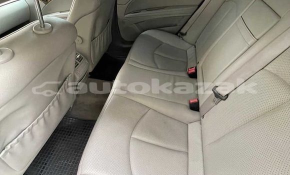 Buy Used Mercedes-Benz E-Classe Silver Car in Almaty in Almati Buy Used Mercedes-Benz E-Classe Silver Car in Almaty in Almati