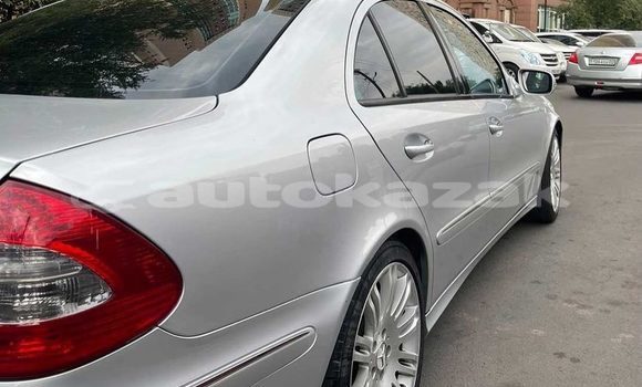 Buy Used Mercedes-Benz E-Classe Silver Car in Almaty in Almati Buy Used Mercedes-Benz E-Classe Silver Car in Almaty in Almati