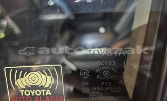 Buy Used Toyota Land Cruiser White Car in Almaty in Almati Buy Used Toyota Land Cruiser White Car in Almaty in Almati