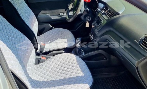 Buy Used Kia Rio Silver Car in Almaty in Almati Buy Used Kia Rio Silver Car in Almaty in Almati