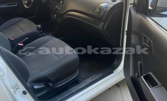 Buy Used Ravon Nexia R3 White Car in Almaty in Almati Buy Used Ravon Nexia R3 White Car in Almaty in Almati