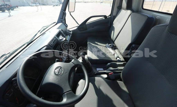 Buy New Hino 916 White Truck in Import - Dubai in Akmecet Buy New Hino 916 White Truck in Import - Dubai in Akmecet