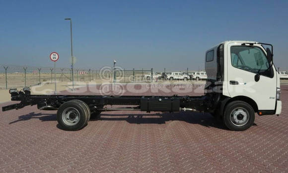 Buy New Hino 916 White Truck in Import - Dubai in Akmecet Buy New Hino 916 White Truck in Import - Dubai in Akmecet