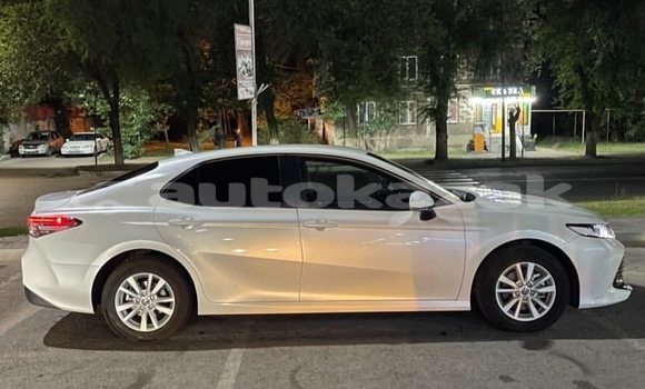 Buy Used Toyota Camry White Car in Almaty in Almati Buy Used Toyota Camry White Car in Almaty in Almati