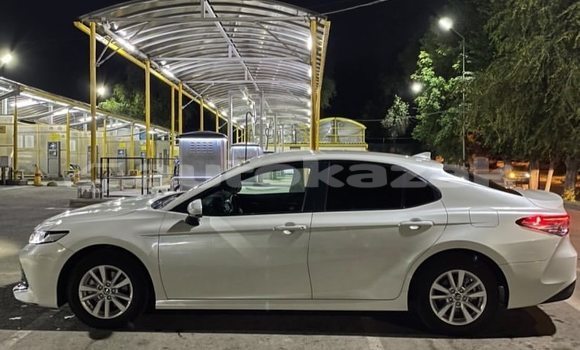 Buy Used Toyota Camry White Car in Almaty in Almati Buy Used Toyota Camry White Car in Almaty in Almati