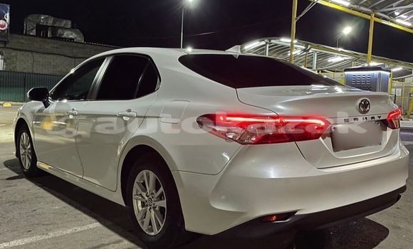 Buy Used Toyota Camry White Car in Almaty in Almati Buy Used Toyota Camry White Car in Almaty in Almati