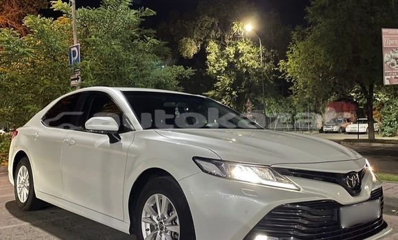 Buy Used Toyota Camry White Car in Almaty in Almati Buy Used Toyota Camry White Car in Almaty in Almati