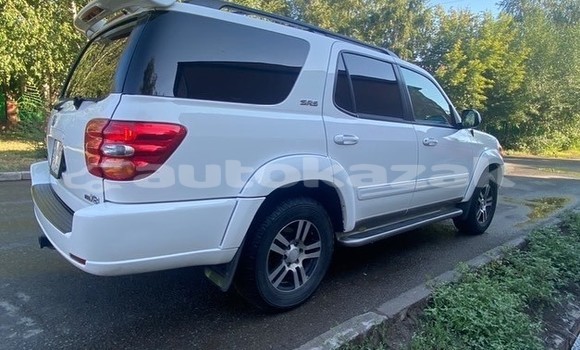 Buy Used Toyota Sequoia White Car in Astana in Akmola Buy Used Toyota Sequoia White Car in Astana in Akmola