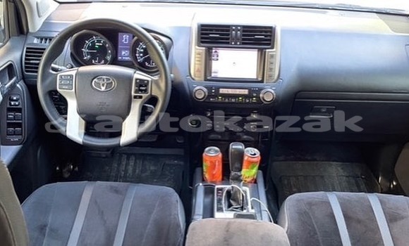 Buy Used Toyota Land Cruiser Prado Silver Car in Taraz in Taraz Buy Used Toyota Land Cruiser Prado Silver Car in Taraz in Taraz