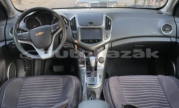 Buy Used Chevrolet Cruze White Car in Almaty in Almati Buy Used Chevrolet Cruze White Car in Almaty in Almati