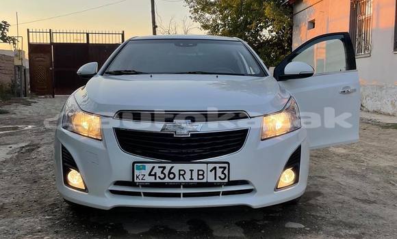 Buy Used Chevrolet Cruze White Car in Almaty in Almati Buy Used Chevrolet Cruze White Car in Almaty in Almati