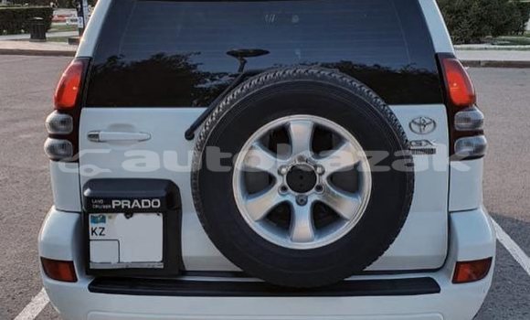 Buy Used Toyota Land Cruiser White Car in Almaty in Almati Buy Used Toyota Land Cruiser White Car in Almaty in Almati
