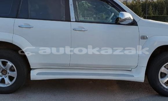 Buy Used Toyota Land Cruiser White Car in Almaty in Almati Buy Used Toyota Land Cruiser White Car in Almaty in Almati